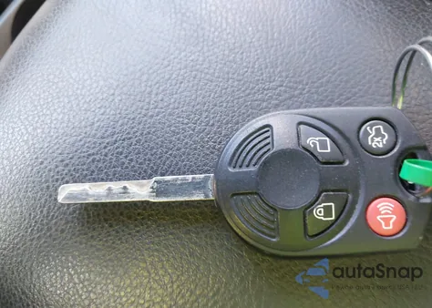 2012 Ford Focus Sel из США, поврежденный, VIN 1FAHP3M21CL416627